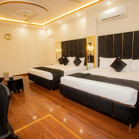 Hotel White Season Gulberg Лахор Екстер'єр фото