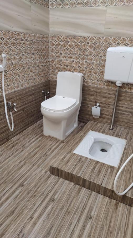 Hotel White Season Gulberg Лахор Екстер'єр фото