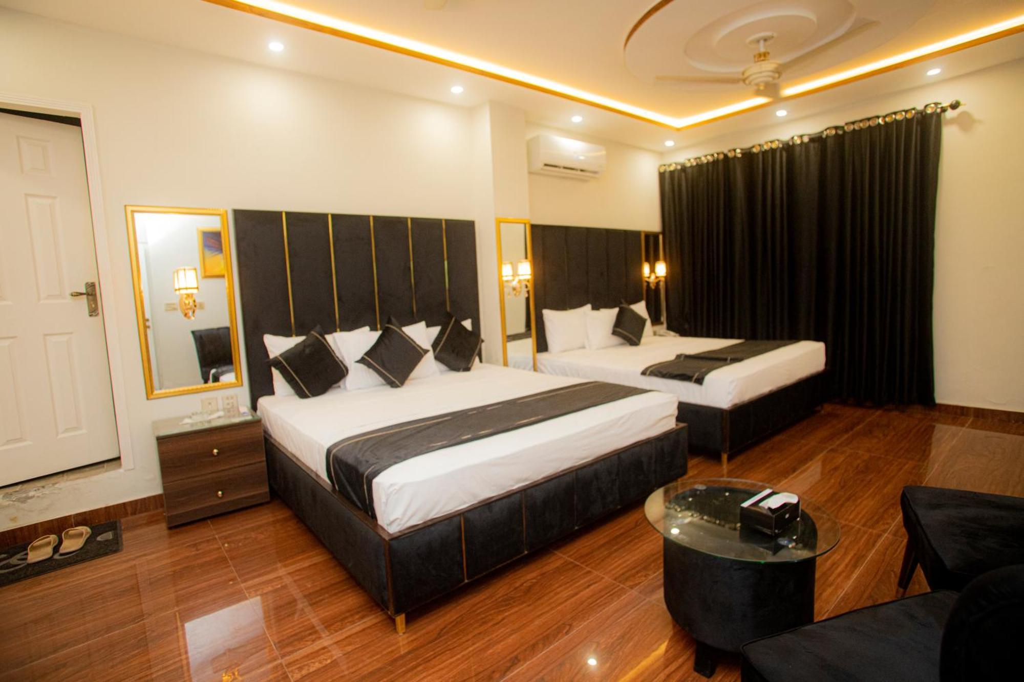 Hotel White Season Gulberg Лахор Екстер'єр фото