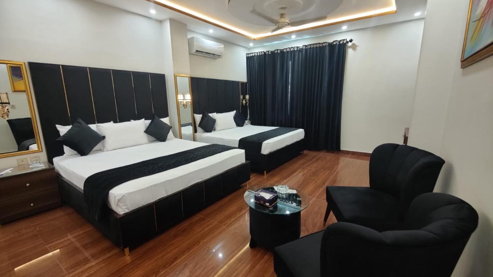 Hotel White Season Gulberg Лахор Екстер'єр фото